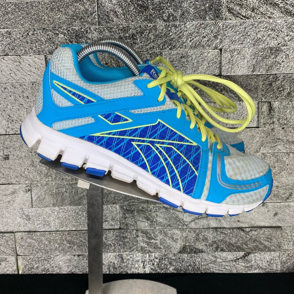 Reebok  Smoothflex Flyer Running Shoes  - WMNS 8.5
